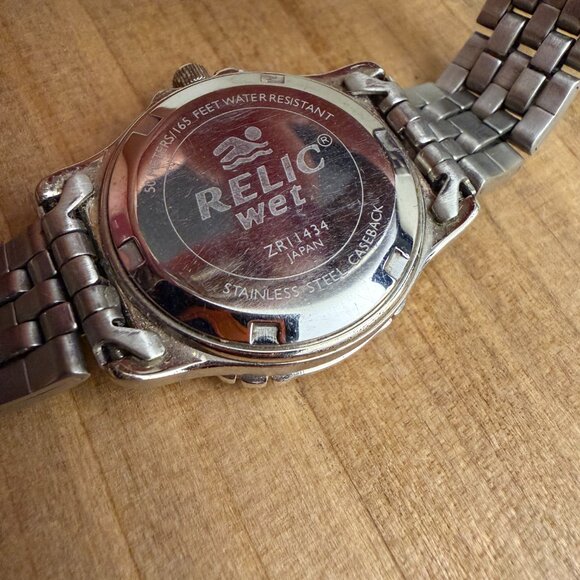 Relic Wet Unisex Watch - Picture 8 of 9